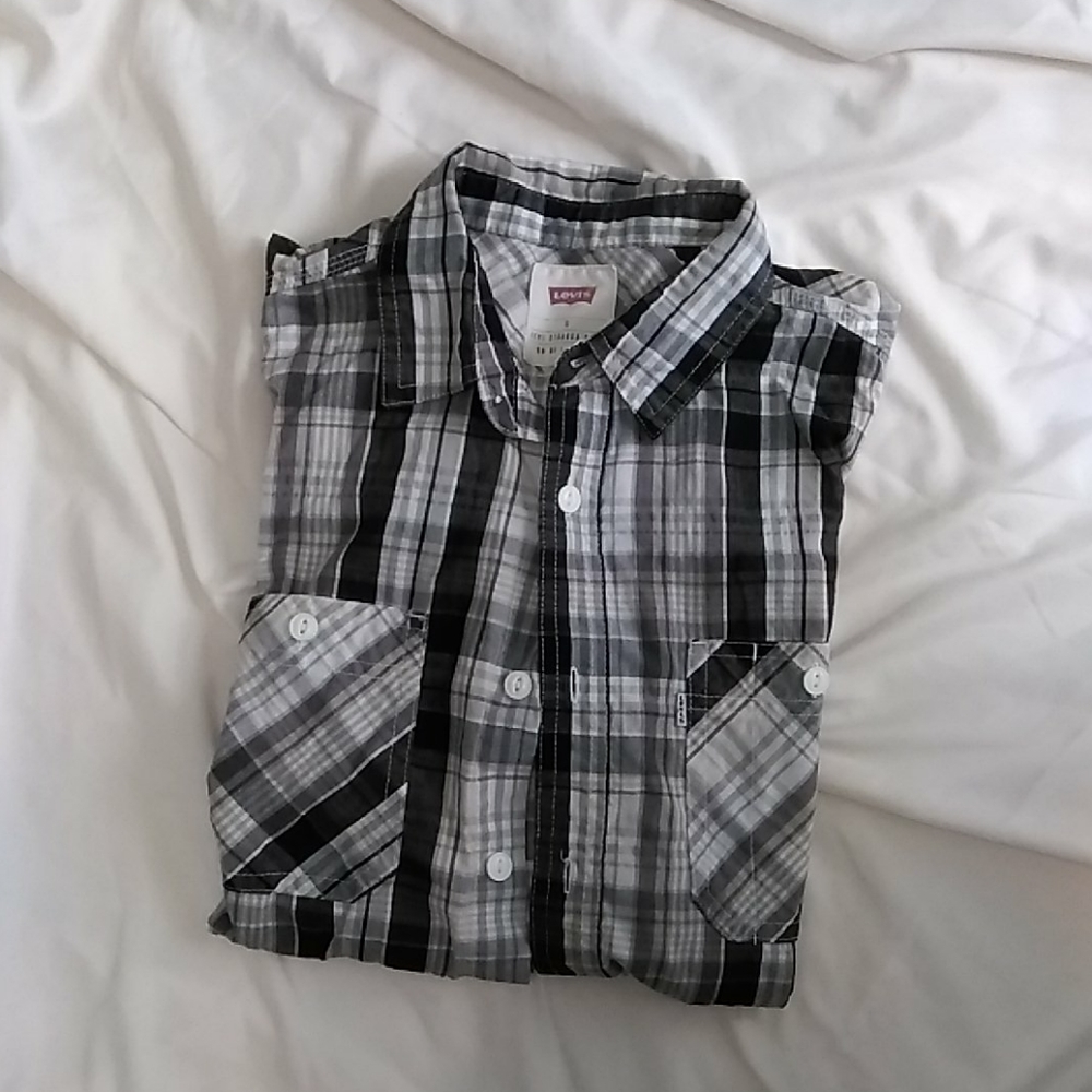 Levi's short sleeve shirt (boys) button-down